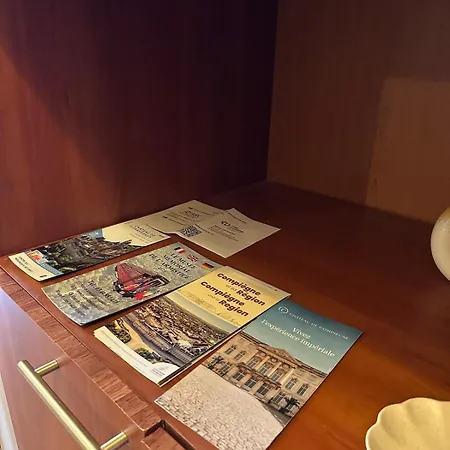 L De Jeanne Апартаменты